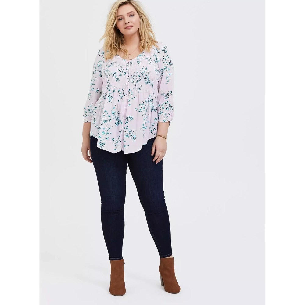 Torrid Crinkle Gauze Smocked Button-Front Top Floral Pink Womens Plus Size 2 2X - Picture 11 of 12